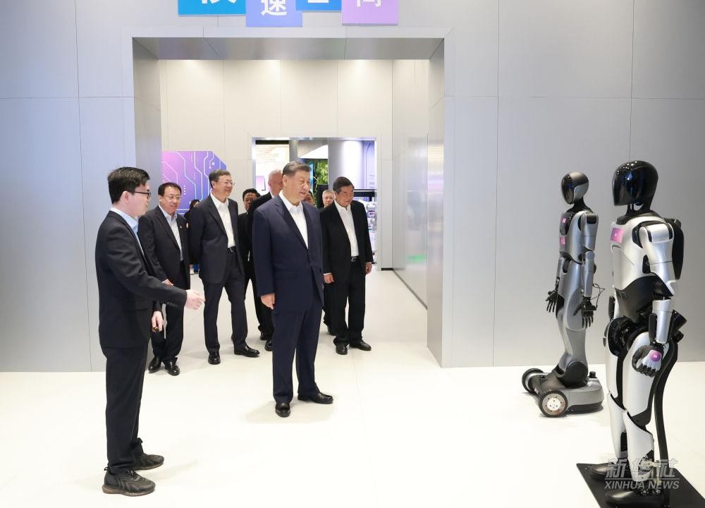 习近平总书记到上海调研，海洋之神代表具身智能行业汇报进展